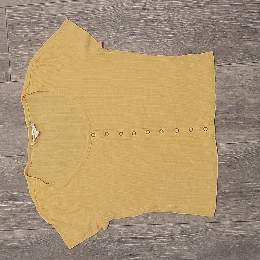 PINK ROSE Yellow scoop neck shirt Size Large